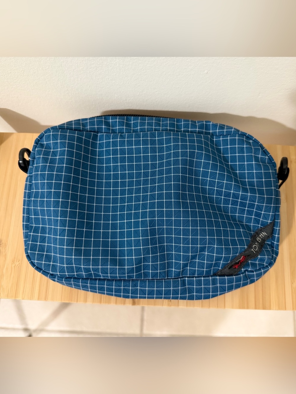 TOM BIHN 3D All Fabric Organizer - NWOT Fjord Blue